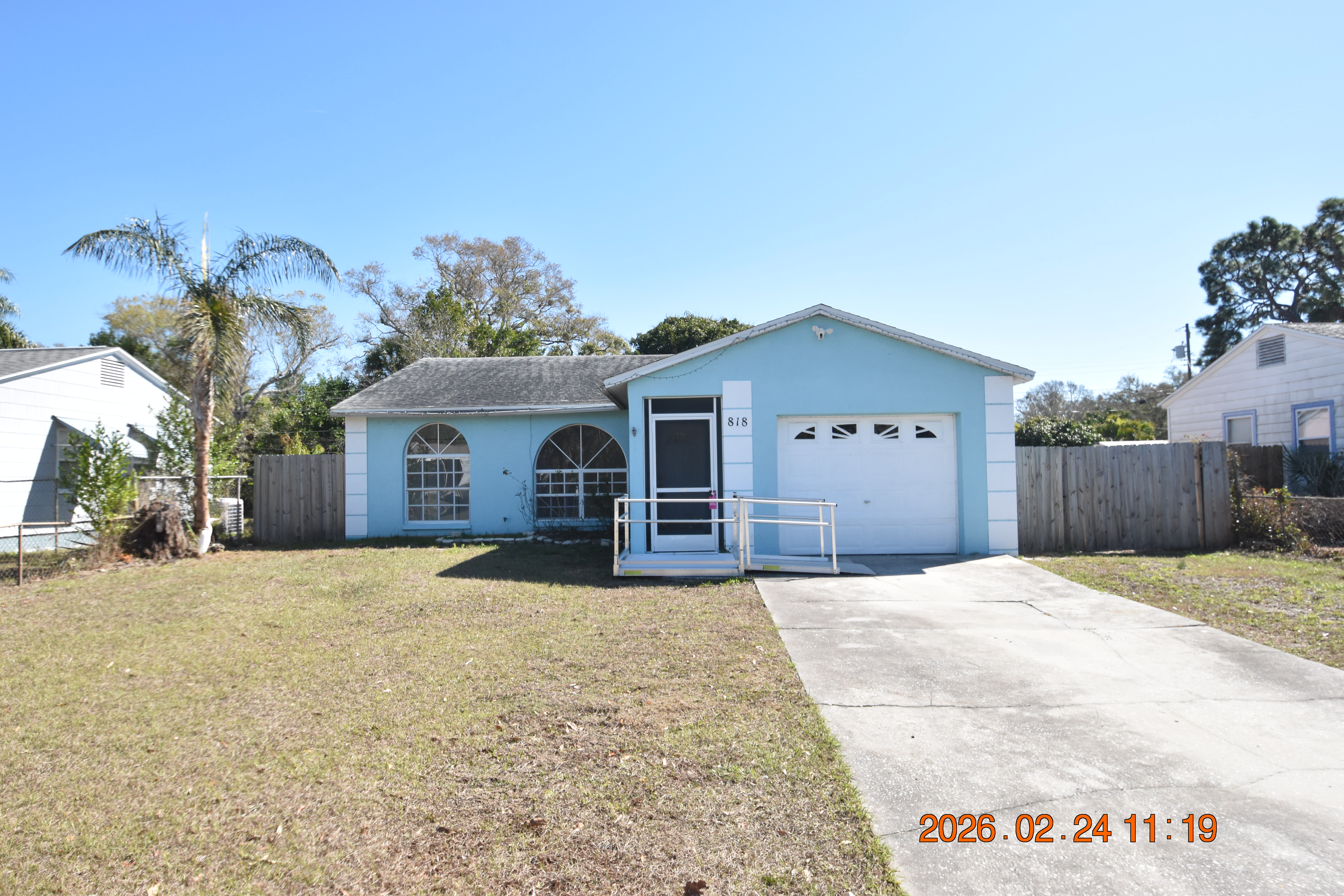 818 Gray St S, Gulfport, FL 33707